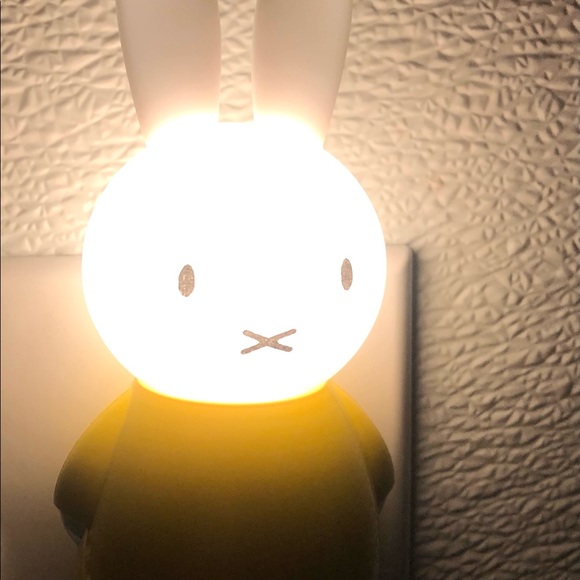 Miffy Yellow Bunny Warm White LED Night Light With Dual USB Charger 5” - Picture 8 of 8